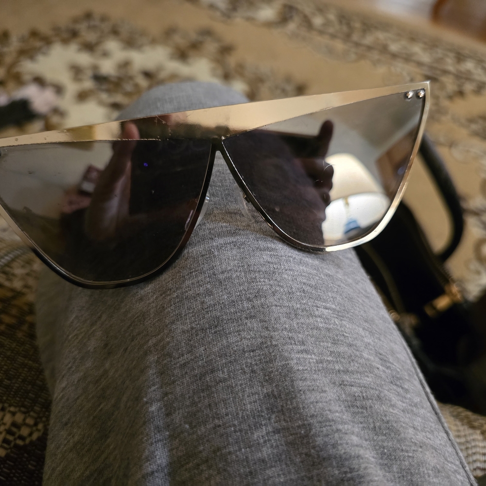 Stylish Black Sunglasses